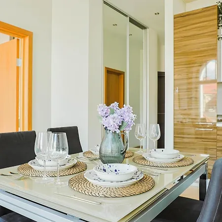 Beautiful 1br In Old Riga, Prime Location * Riga